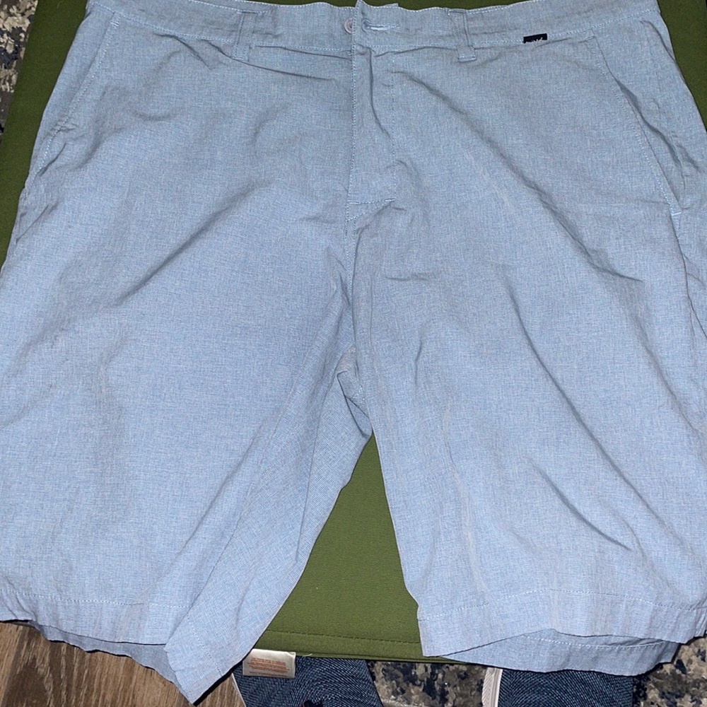 TRAVIS MATHEW SHORTS
